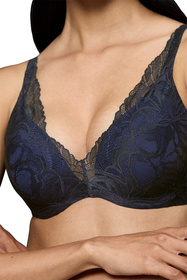 Biustonosz usztywniany Triumph 10219710 Body Make-Up Illusion Lace WP 0004-black 