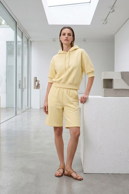 Vivisence 9210kmpl komplet szorty i bluza z kapturem bananowy