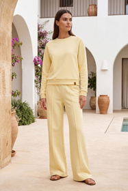 Vivisence 9004 bluza nierozpinana z okrągłym dekoltem bananowy