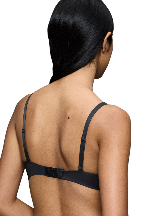 Biustonosz usztywniany Triumph 10219710 Body Make-Up Illusion Lace WP 0004-black