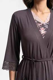 Moraj PDSZ4300-003 szlafrok krótki z rękawem 3/4 patt 1-taupe