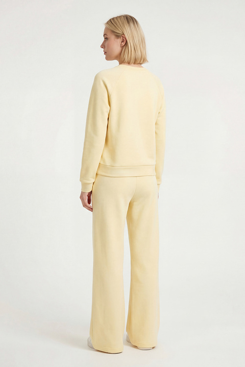 Vivisence 9208kmpl komplet dresowy bluza i spodnie w kant bananowy
