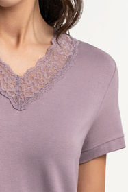 Moraj PDD4700-013 piżama krótka wiązana z koronką purple