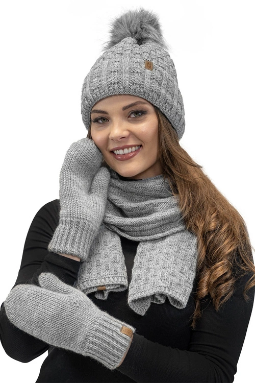 Komplet czapka+szalik+rękawiczki Vivisence 7015 Kmpl+R jasnoszary
